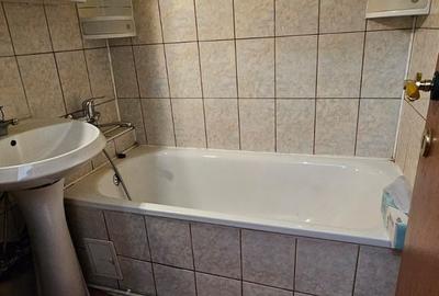 Apartament cu 2 camere în Florilor - 5