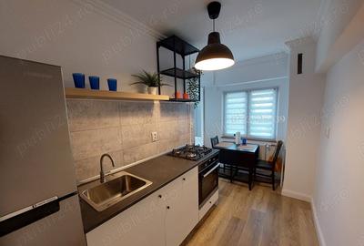 Apartament cu 2 camere decomandat în Victoriei