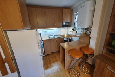 Apartament cu 2 camere semidecomandat în Exterior Vest