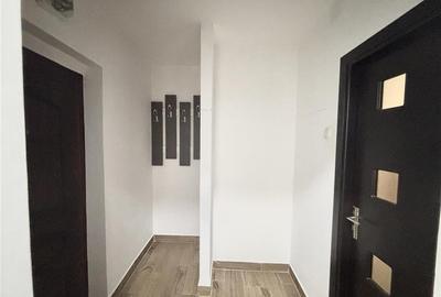 Garsonieră decomandată, mobilată în Central - 3