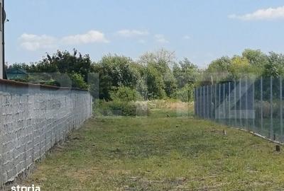 Teren de 1850 mp, în Central