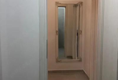 Garsonieră semidecomandată în Tei