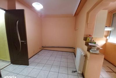 Apartament cu 3 camere decomandat în Central - 7