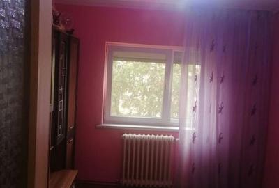 Apartament cu 3 camere decomandat în Central - 1