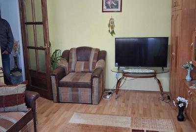 Apartament cu 3 camere decomandat în Central - 4