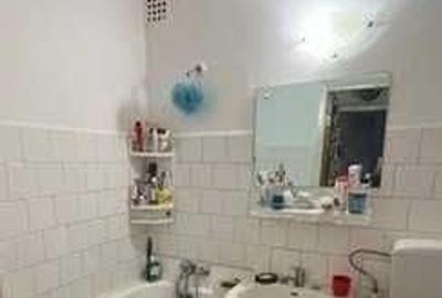 Apartament cu 3 camere decomandat în Central - 3