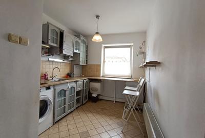 Apartament cu 2 camere semidecomandat, mobilat în Sebeș - 3