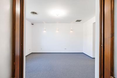 Apartament cu 7 camere semidecomandat în Ultracentral - 12