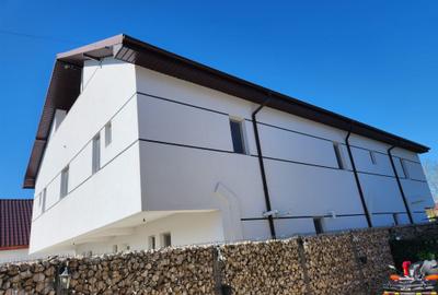 Casă cu 4 camere cu Teren 500 Mp în Lumina