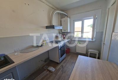 Apartament cu 2 camere decomandat în Ștrand