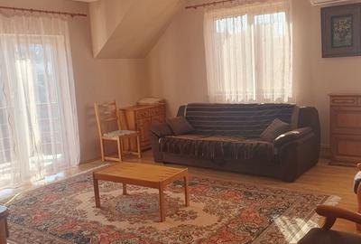 Apartament cu 3 camere decomandat în Exterior Vest