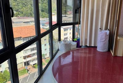 Apartament cu 3 camere semidecomandat în Central - 20