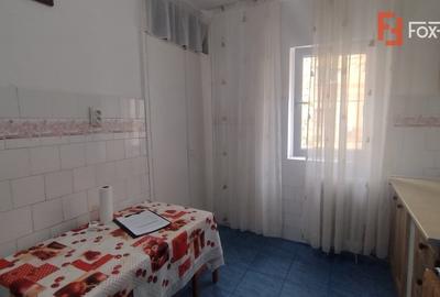 Apartament cu 3 camere semidecomandat, mobilat în Lipovei - 11