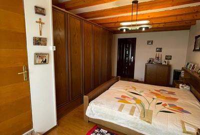 Casă cu 5 camere cu Canalizare în Țigănești - 12