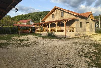 Casă cu 3 camere cu Teren 1000 Mp în Buciumi - 3