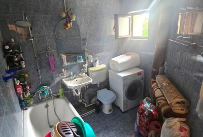 Apartament cu 3 camere decomandat în Alexandru cel Bun - 3