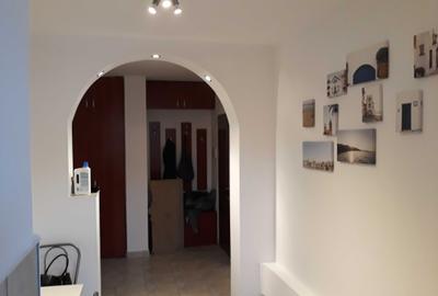 Apartament cu 2 camere decomandat în Decebal - 7