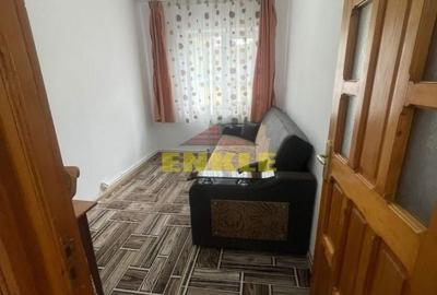 Apartament cu 4 camere decomandat în Central - 2