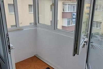 Apartament cu 2 camere semidecomandat în Micro 11 - 3