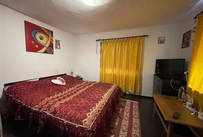 Casă individuală cu 3 camere cu Canalizare în E3 - 5