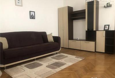 Apartament cu 2 camere nedecomandat, mobilat în Centrul Istoric