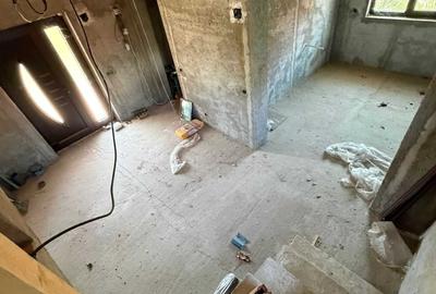 Casă cu 4 camere în Săpoca