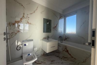 Apartament cu 3 camere decomandat în Exterior Vest