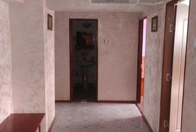 Apartament cu 3 camere decomandat în Barieră - 3
