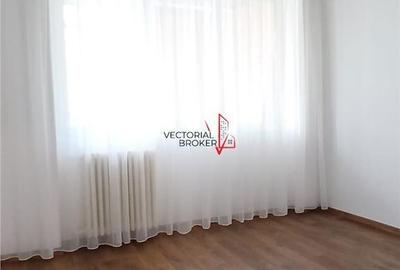 Apartament cu 3 camere semidecomandat în Vatra Luminoasă - 4