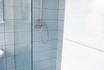 Apartament cu 2 camere semidecomandat, mobilat în Centrul Istoric