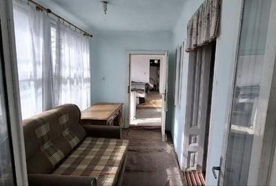 Casă cu 3 camere în Central - 2