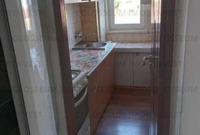 Apartament cu 2 camere semidecomandat în Florilor