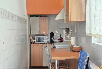 Casă cu 4 camere cu Teren 200 Mp în Muncitoresc