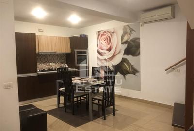 Apartament cu 2 camere decomandat, mobilat în P-ța Unirii