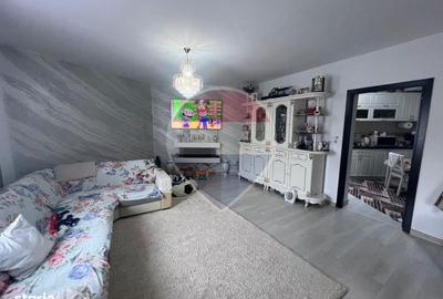 Casă cu 3 camere în Tăbăcari