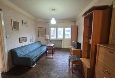Apartament cu 3 camere semidecomandat în Unirii - 4