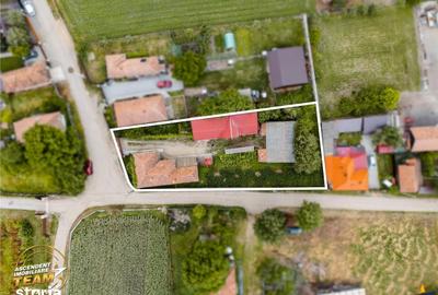 Casă cu 3 camere cu Teren 1123 Mp în Central