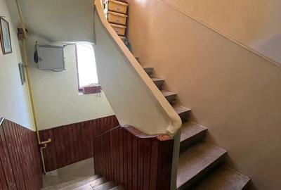 Apartament cu 2 camere decomandat, mobilat în Km 4 - 6