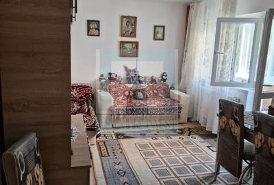 Apartament cu 2 camere decomandat în Craiter