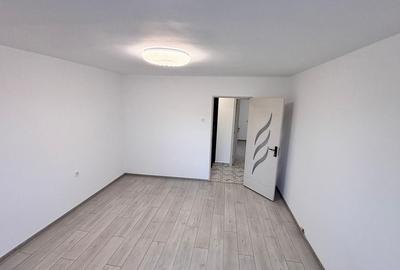 Apartament cu 3 camere decomandat în Dâmbu Pietros - 7