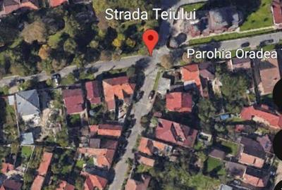 Casă individuală cu 9 camere cu Teren 500 Mp în Nufărul