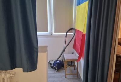 Garsonieră în Apărătorii Patriei