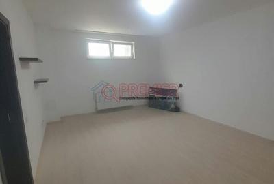 Garsonieră în Central