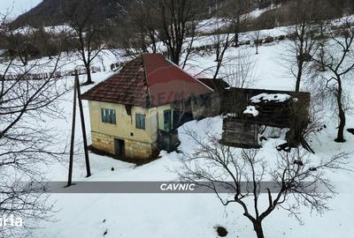 Teren de 826 mp, în Central