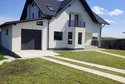 Casă cu 4 camere în Dărmănești - 5