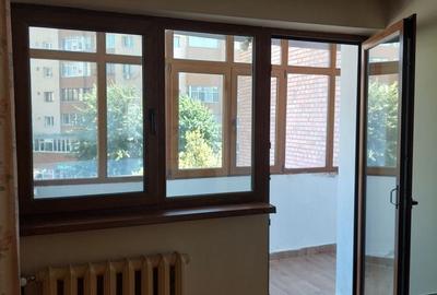 Apartament cu 2 camere decomandat în Central - 7