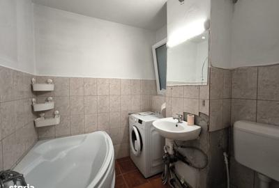Apartament cu 2 camere decomandat în Viilor