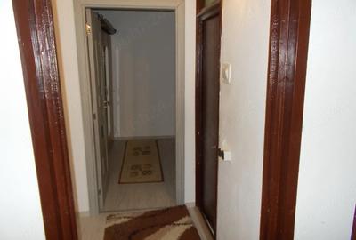 Apartament cu 3 camere semidecomandat în Freidorf