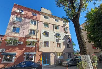 Apartament cu 3 camere semidecomandat în Antiaeriană