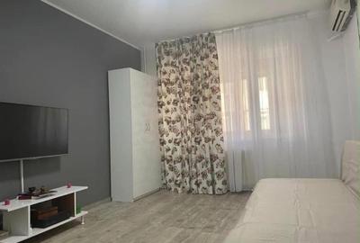Garsonieră decomandată în Costin Georgian - 9